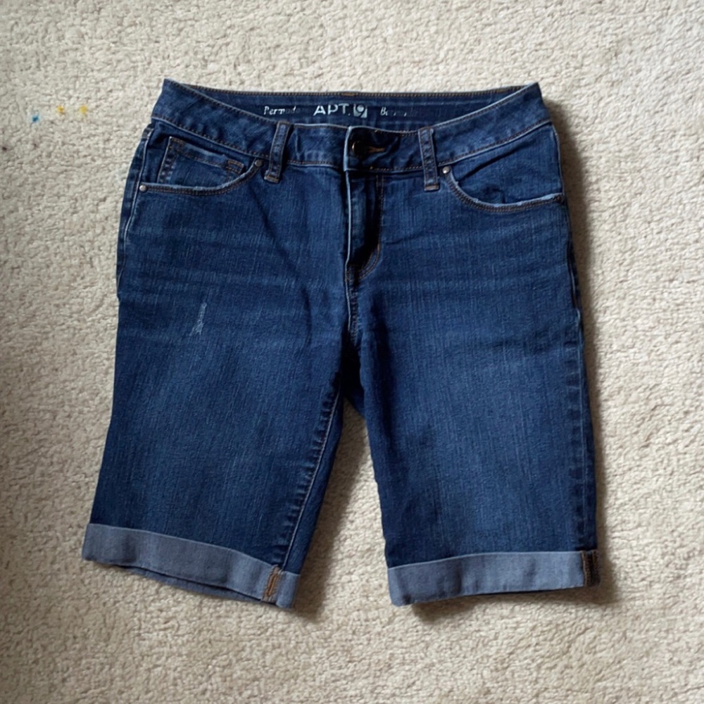 Apt. 9 Bermuda Jean shorts.
